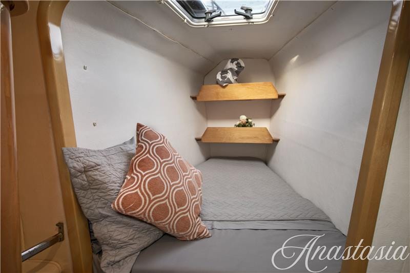 Catamaran Anastasia - single cabin - High Point Yachting