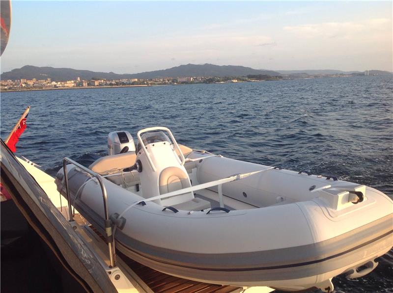 Kaskazi Four Lagoon 20 Charter with Expert Crew - High Point Yachting