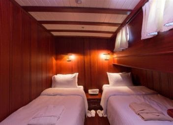 yacht charter Atalante twin cabin