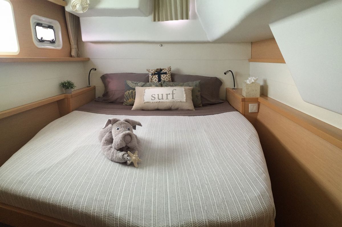 Catamaran Gipsy Princess cabin