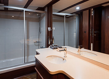 Dolce Vita Bathroom Ensuite