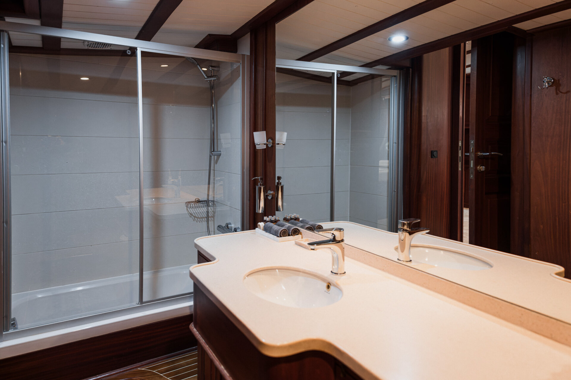 Dolce Vita Bathroom Ensuite