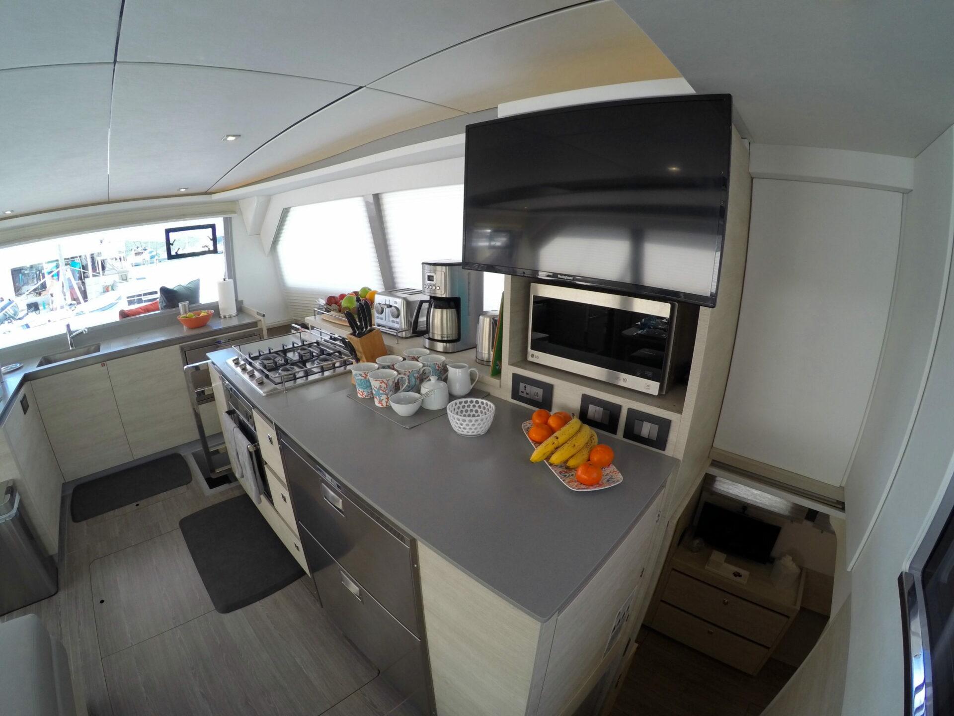 Catamaran Leopard 50 - High Point Yachting