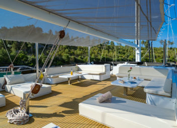 High Point Yachting - Navilux14_Navi_ext