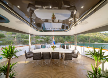 High Point Yachting - Navilux18_Navi_ext