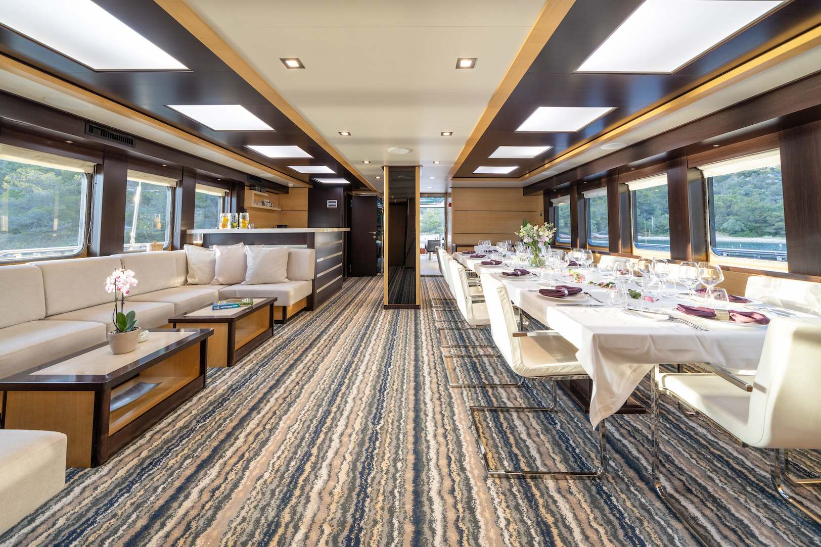 High Point Yachting - Navilux24_Navi_salon