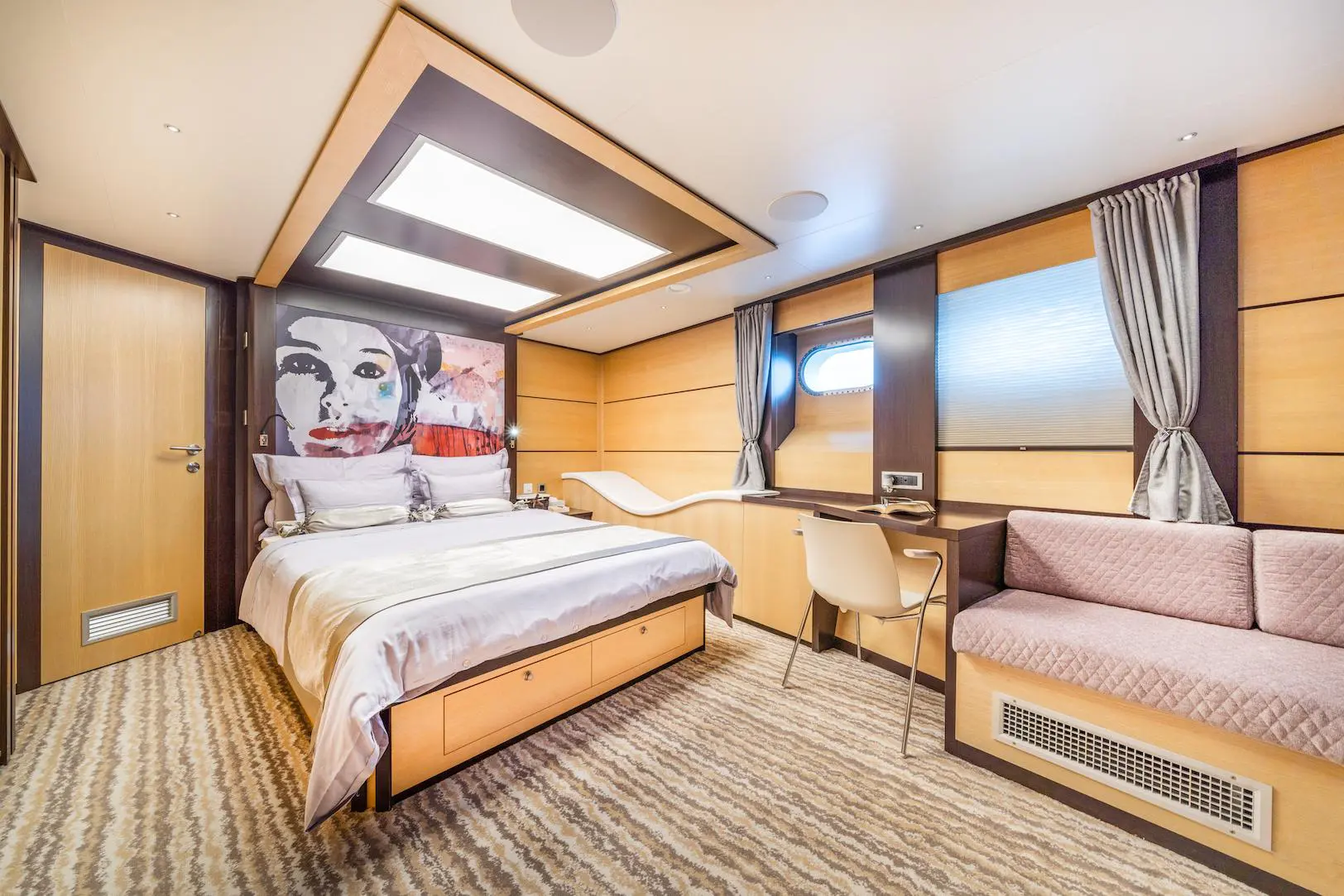 High Point Yachting - Navilux31_Navi_master_A_Natalie