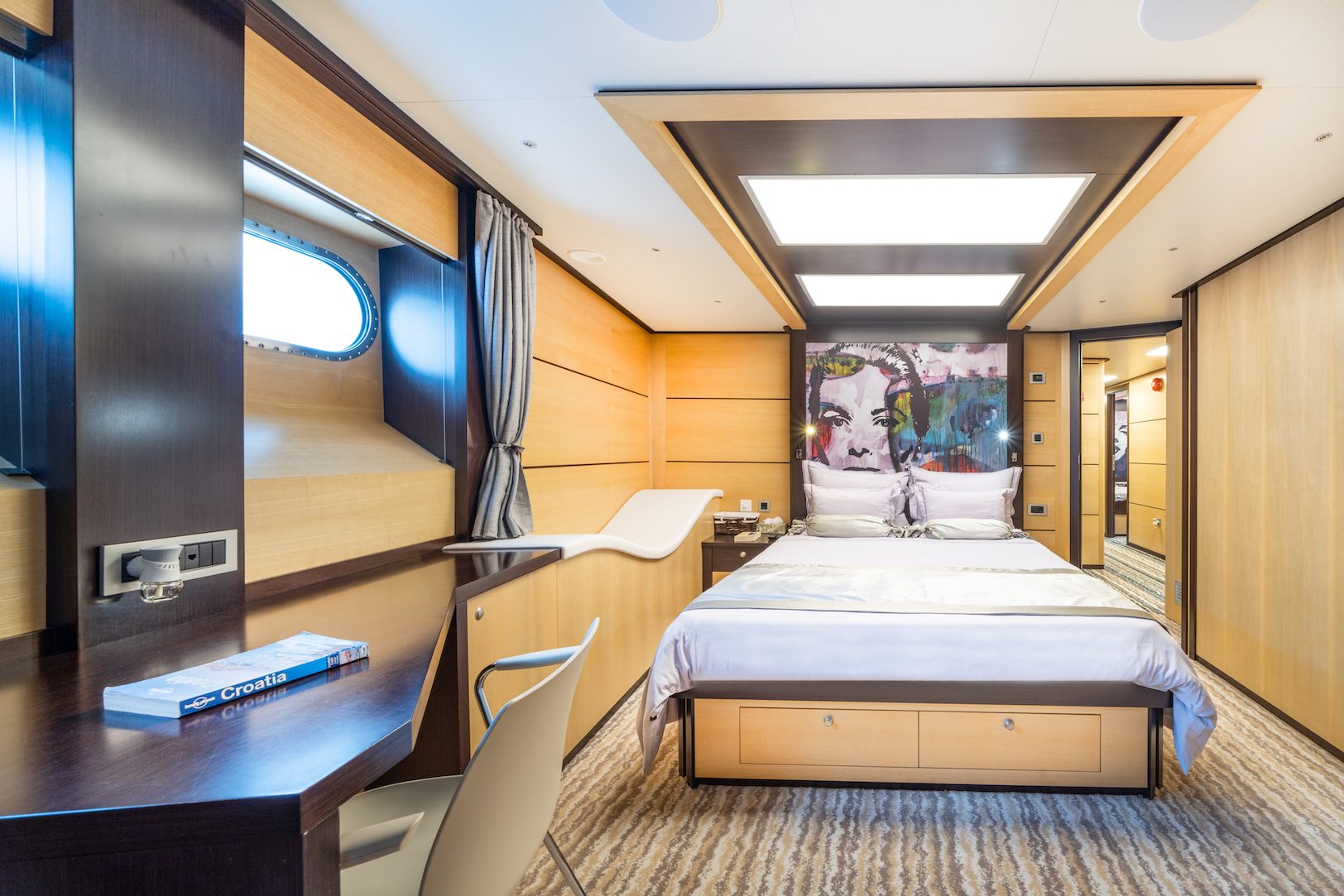 High Point Yachting - Navilux38_Navi_master_B_Grace