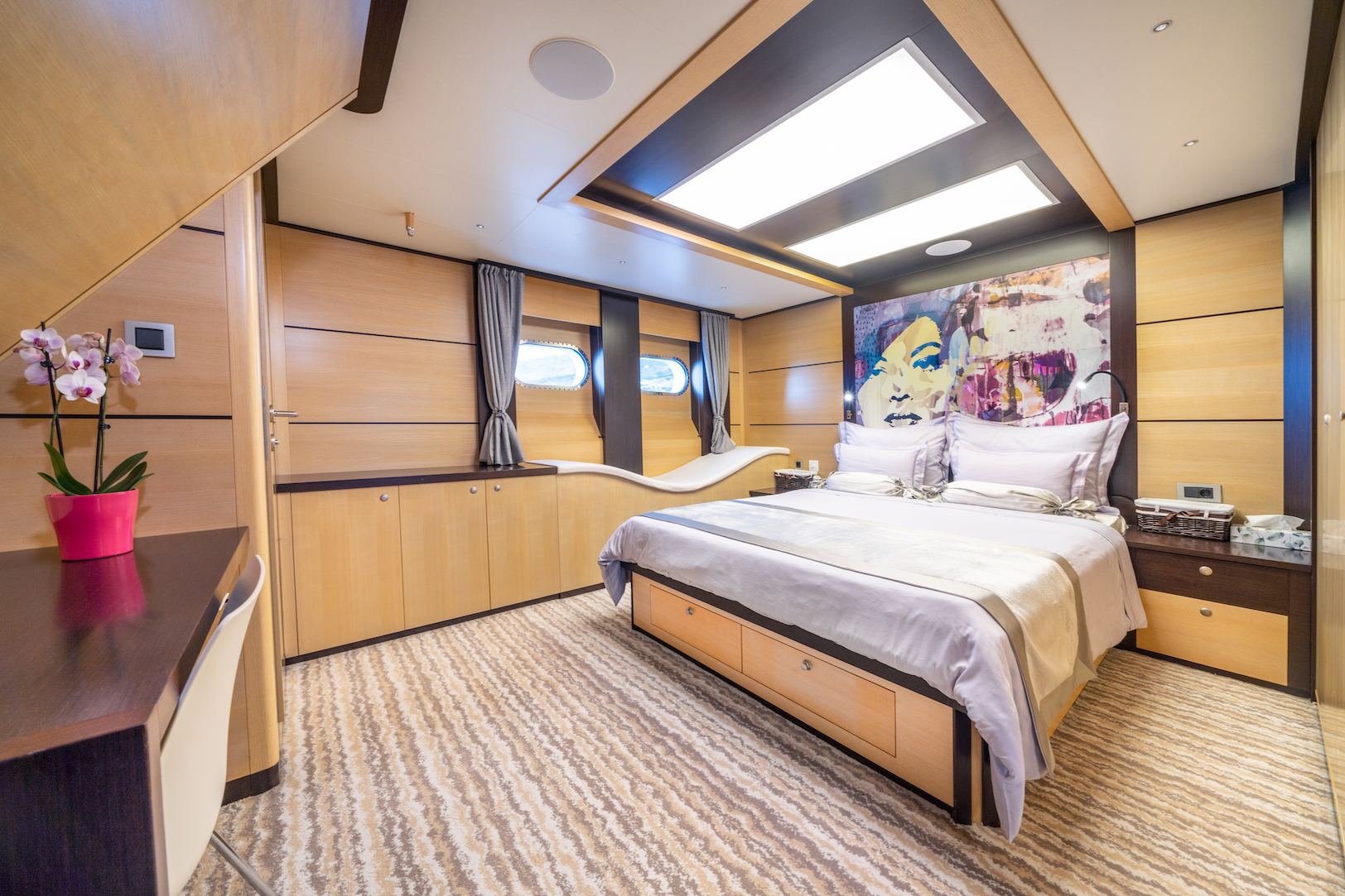 High Point Yachting - Navilux44_Navi_double_D_Ava