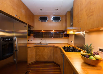 High Point Yachting - Serenity 8613_Galley-2