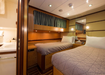 High Point Yachting - Serenity 8622_Twin-Cabin-2