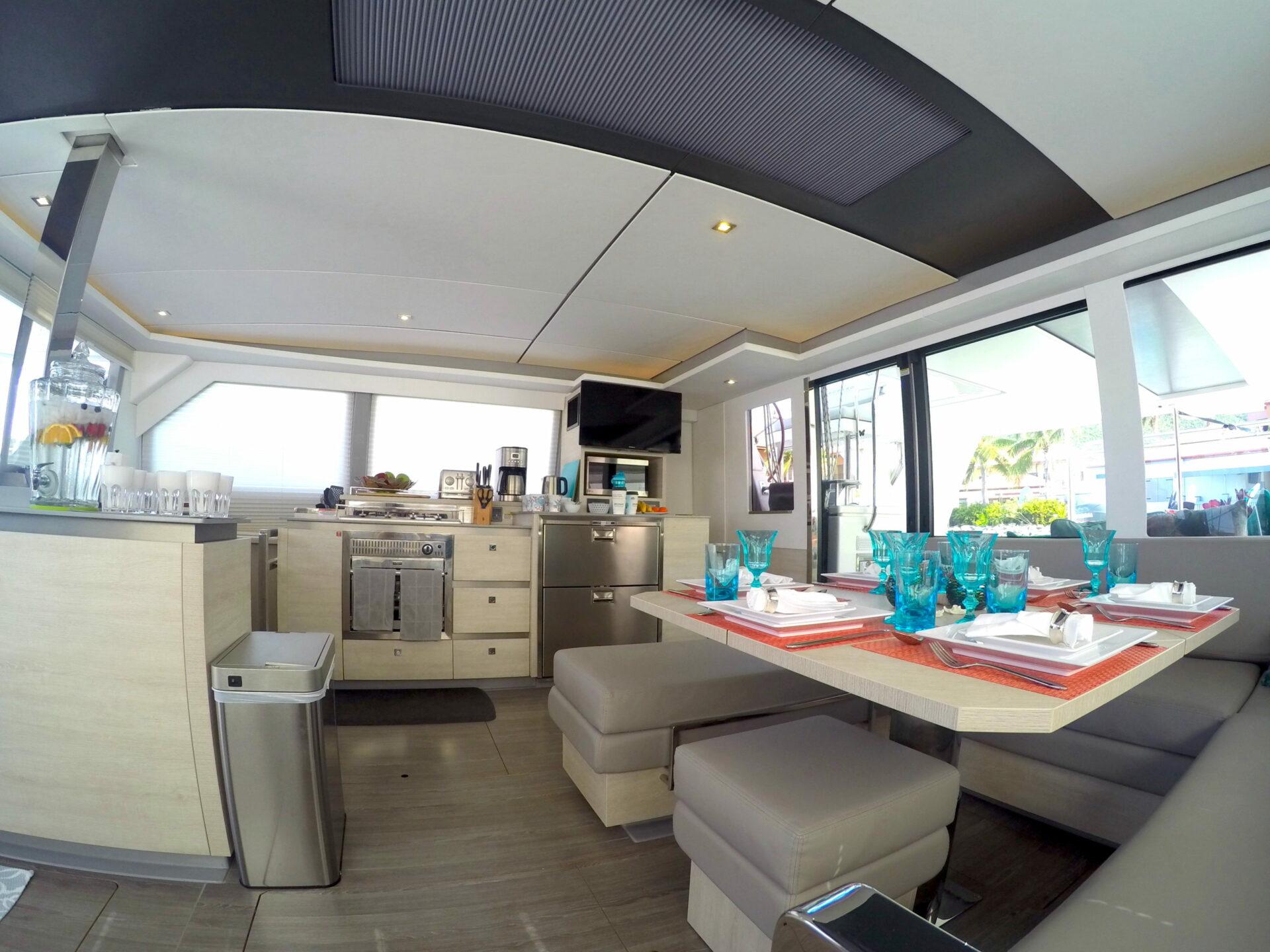 Catamaran Leopard 50 - High Point Yachting