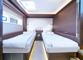 Adriatic Dragon yacht charter twin cabin