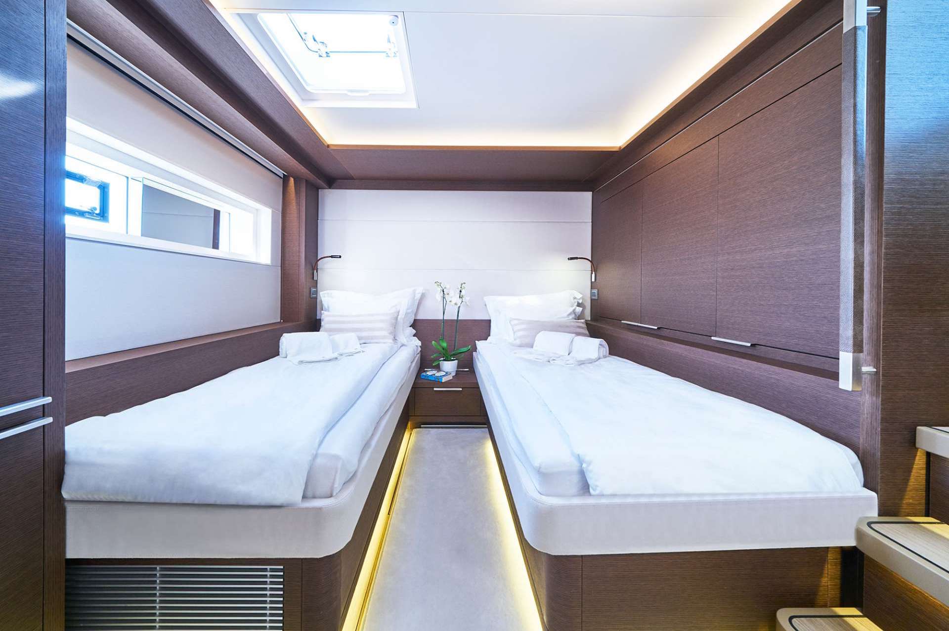 Adriatic Dragon yacht charter twin cabin