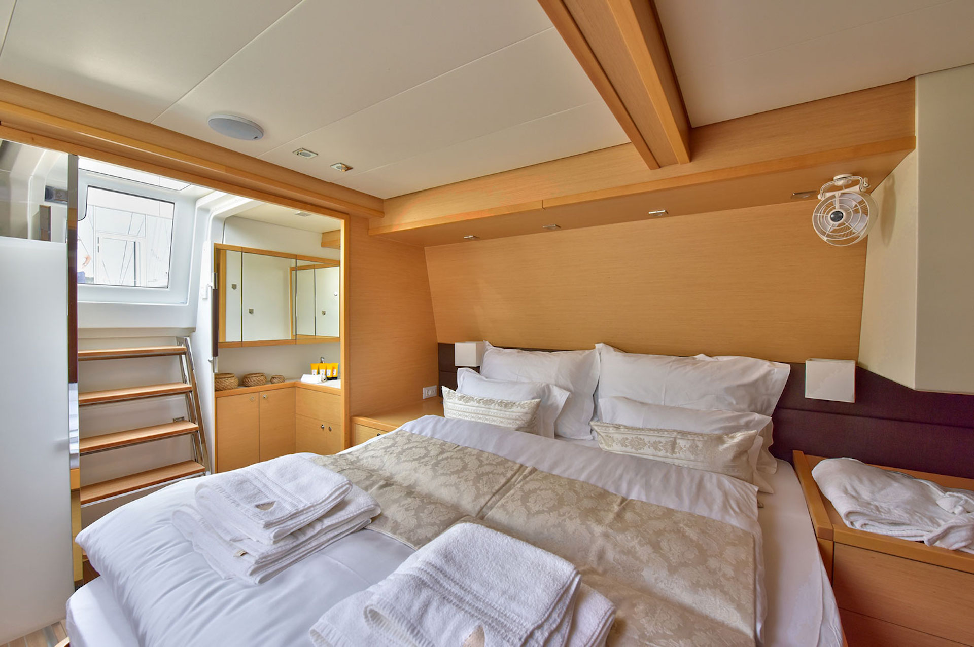 Adriatic Lion master cabin yacht charter