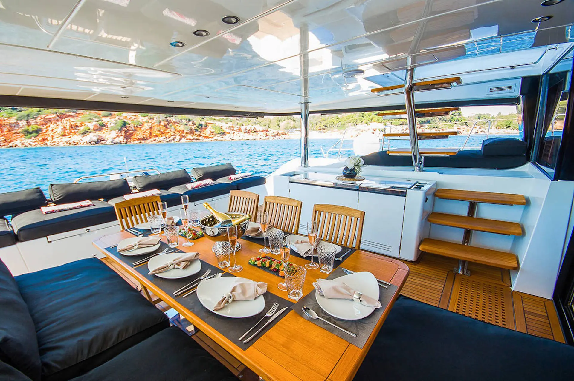 Carpe Diem aft deck yacht charter