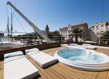 Casablanca gulet yacht charter jacuzzi