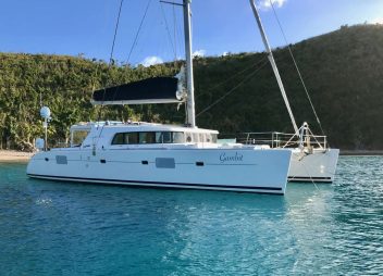 catamaran Gambit yacht charter