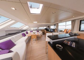 Catamaran NAMASTE interior salon