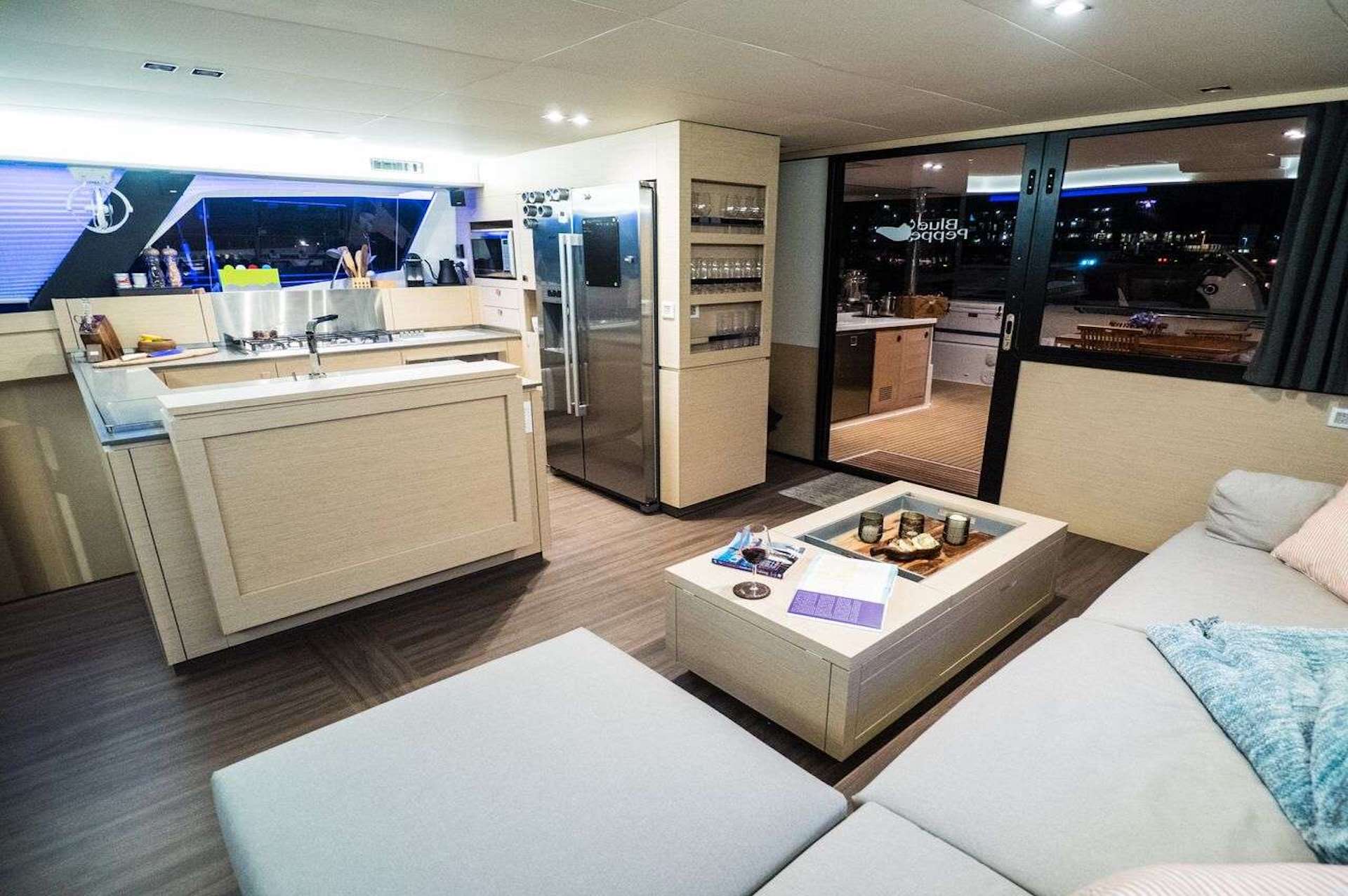 catamaran yacht charter