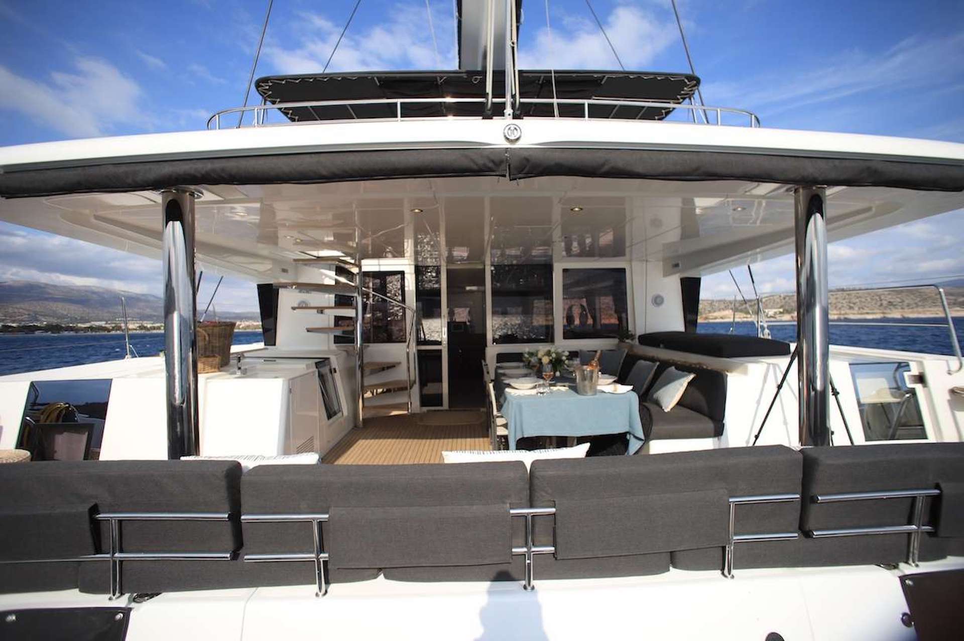 catamaran yacht charter Boom