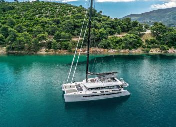 catamaran yacht charter Duolife