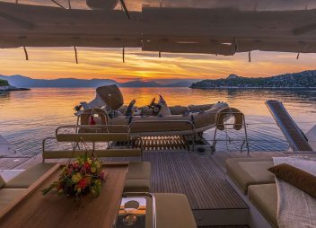 catamaran yacht charter Flo sunset