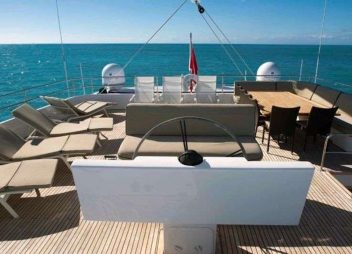 catamaran yacht charter fly bridge Ipharra