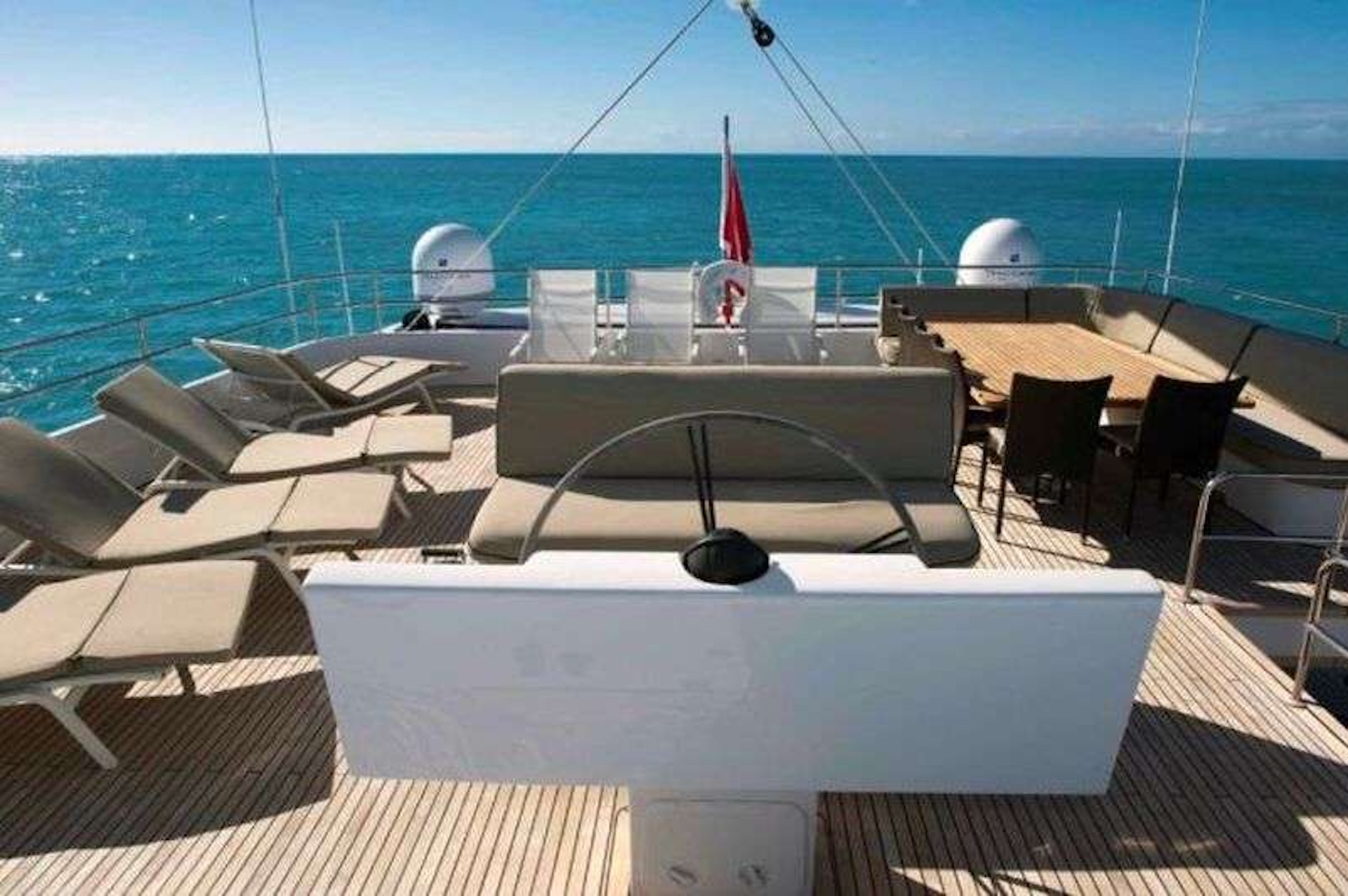 catamaran yacht charter fly bridge Ipharra