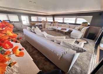 catamaran yacht charter Just Marie II saloon