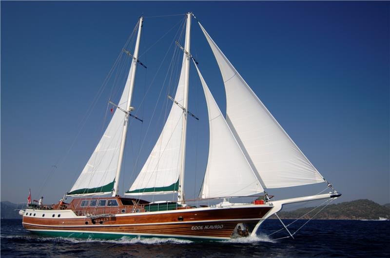 Crewed Yacht charter Gulet Ecce Navigo