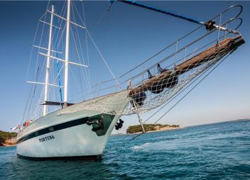 Crewed Yacht charter Gulet Fortuna