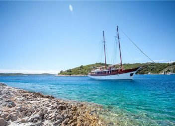 Crewed Yacht charter Gulet Romanca