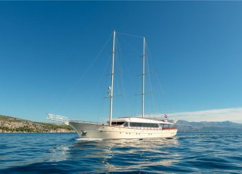Crewed Yacht charter Gulet Son De Mar