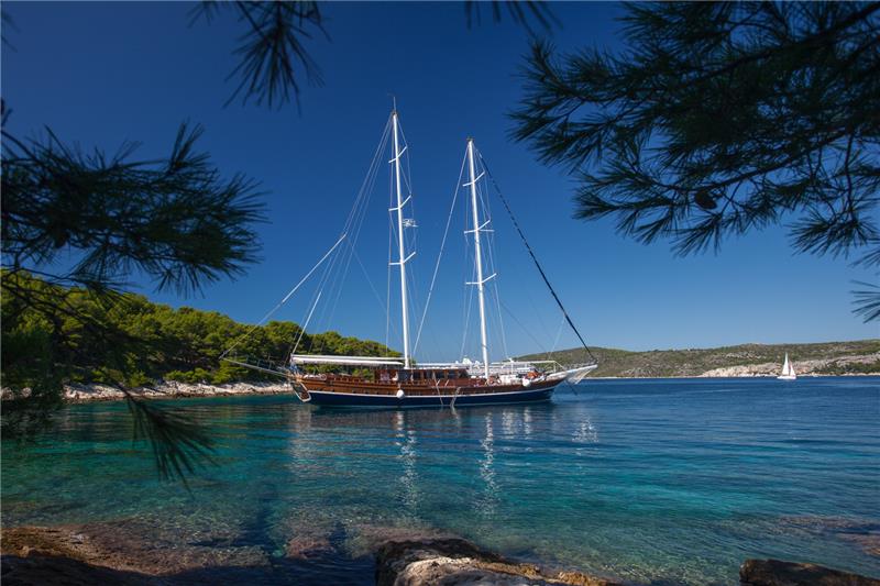 Crewed Yacht charter Gulet Stella Maris