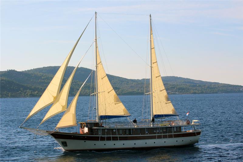 Crewed Yacht charter Gulet Tajna Mora