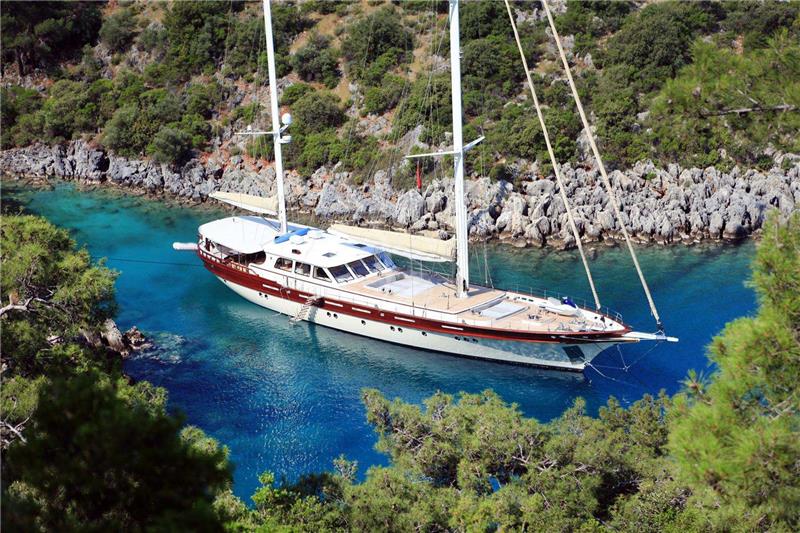 Crewed Yacht charter Gulet Zelda