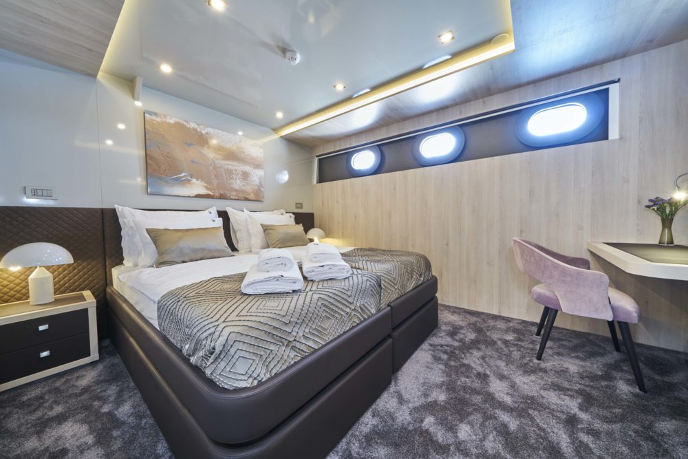Double cabin yacht Dalmatino