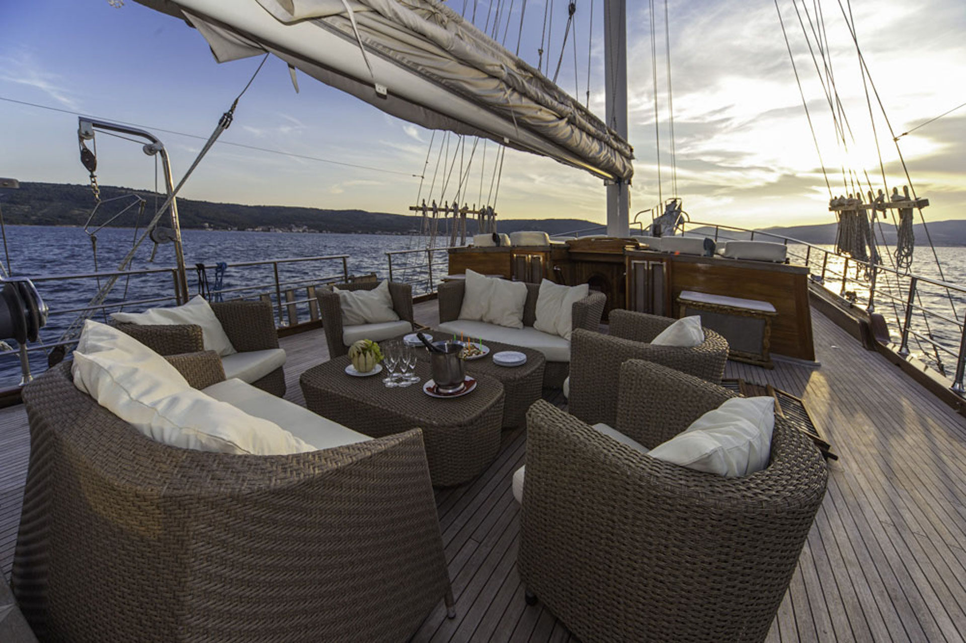 gulet yacht charter Libra deck