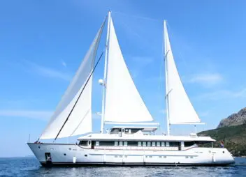 Luxury sailing yacht for charter Aiaxaia