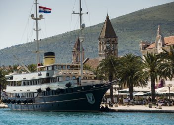 luxury yacht charter Casablanca