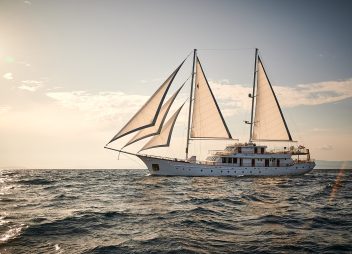 Croatian yacht charter Corsario