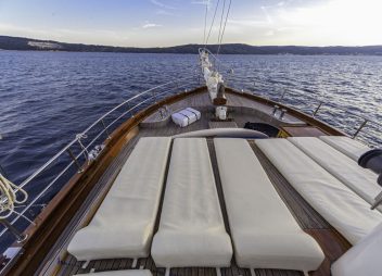 luxury yacht charter Libra sun deck