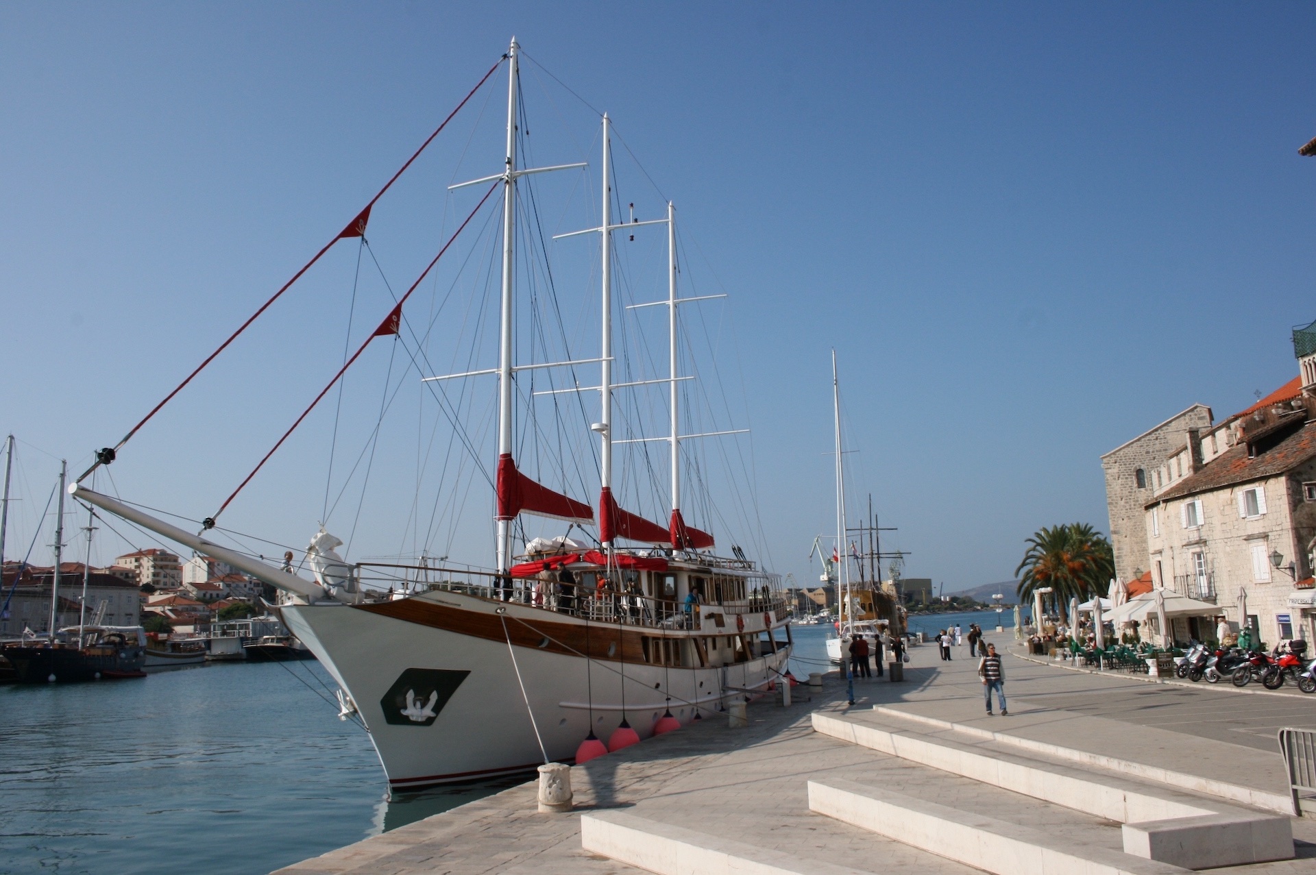 luxury yacht rental Barbara Trogir