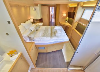 master cabin Adriatic Tiger yacht charter