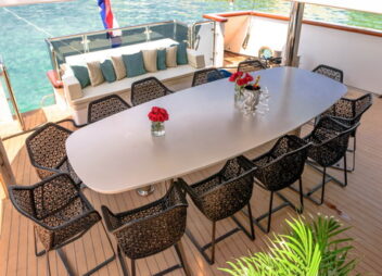 Outdoor dining sailing yacht Aiaxaia