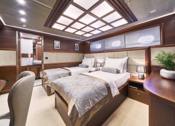 sailing yacht charter twin cabin Lady Gita