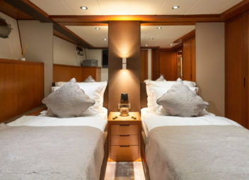 Twin cabin yacht San Limi