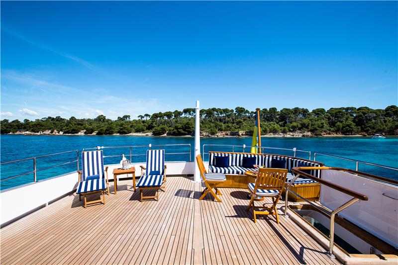 Upper Deck Yacht Benetti Star Of The Sea