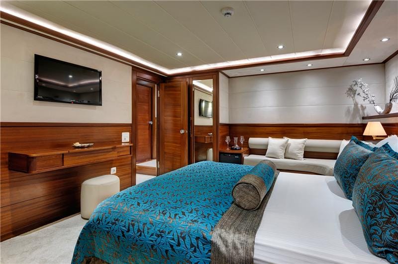 Yacht Alessandro double cabin